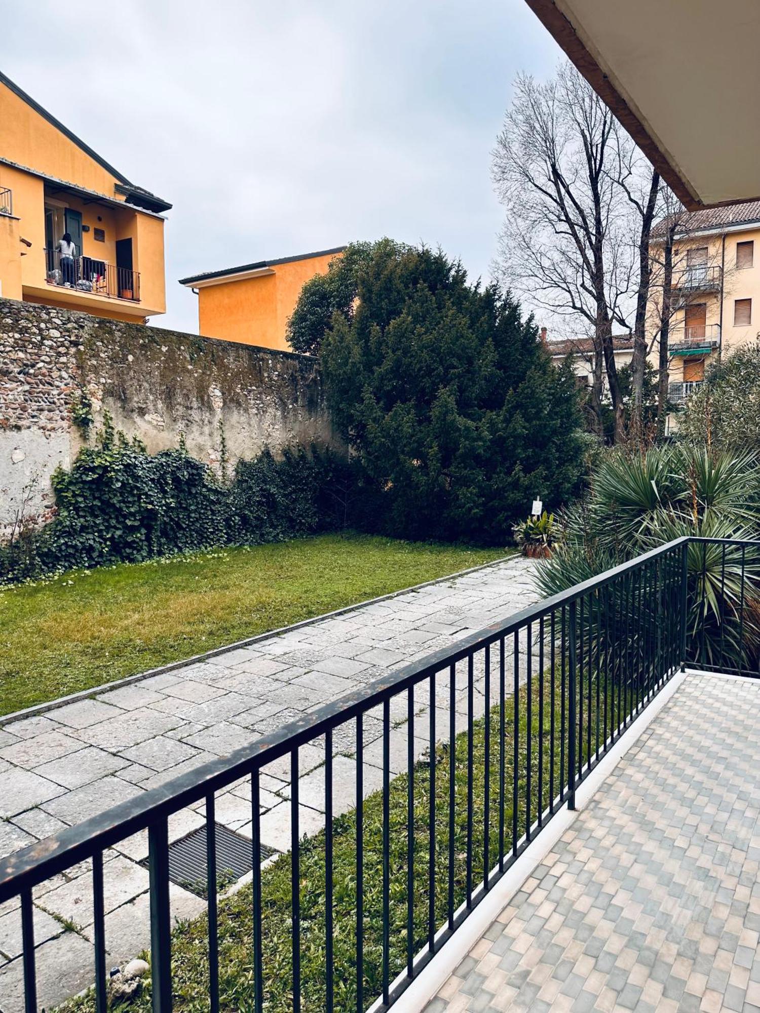 Giada Lux Verona Esterno foto